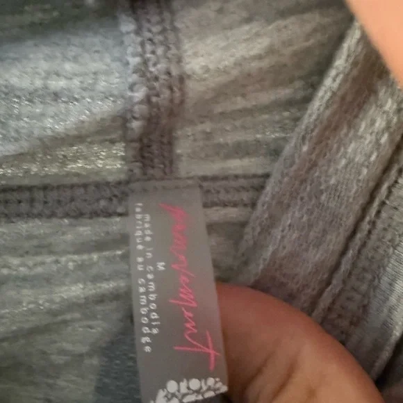 Free people movement gray cowl neck ruched sleeve oversized sweatshirt medium - Picture 6 of 6